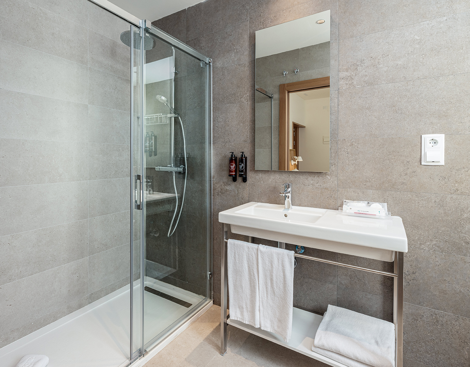 007_alta_virgendelosreyes Doble Superior.jpg